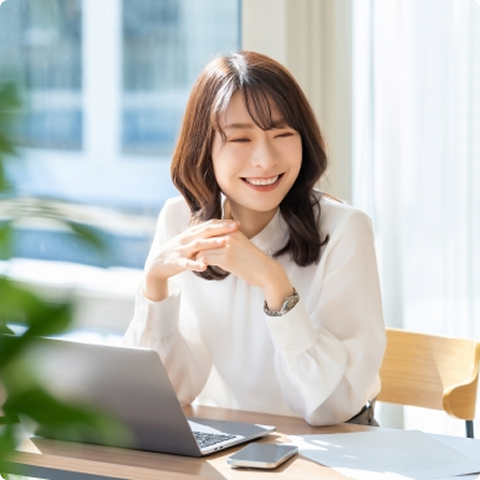女性の画像