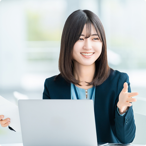 女性の画像